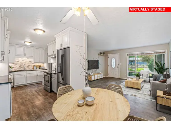 236 SE CLEVELAND AVE, Gresham, OR 97080