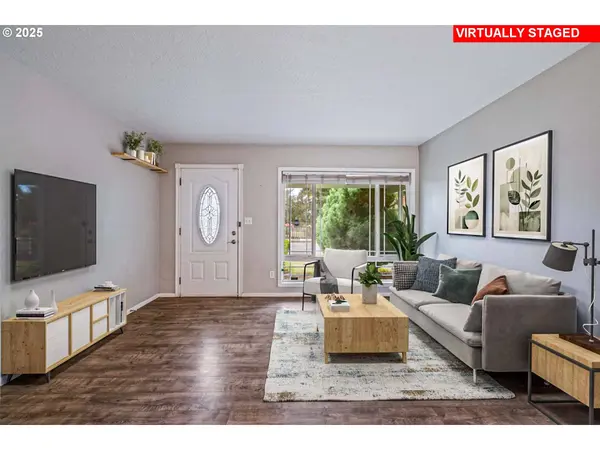 236 SE CLEVELAND AVE, Gresham, OR 97080