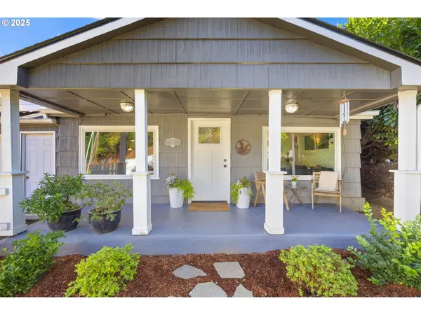 1112 NE 160TH AVE, Portland, OR 97230