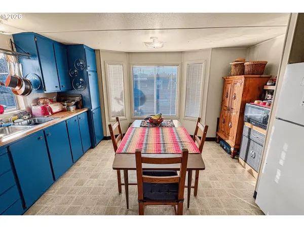 2300 SE 82ND AVE #26, Portland, OR 97216