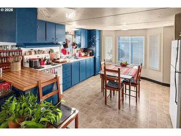 2300 SE 82ND AVE #26, Portland, OR 97216