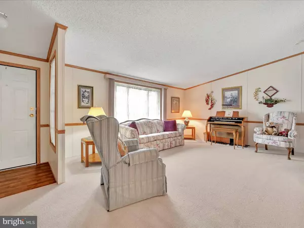 571 W CEDAR ST, Palmyra, PA 17078