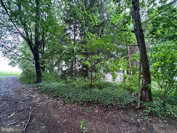 724 E MAPLE ST, Lebanon, PA 17046