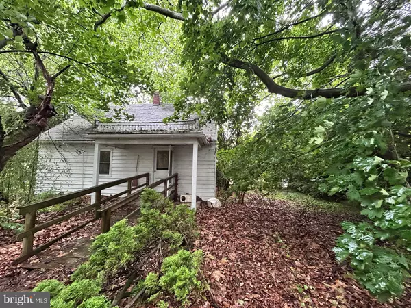 724 E MAPLE ST, Lebanon, PA 17046