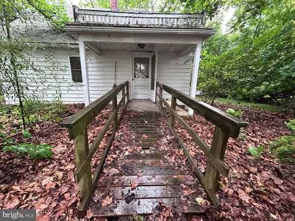 724 E MAPLE ST, Lebanon, PA 17046