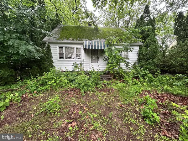 724 E MAPLE ST, Lebanon, PA 17046