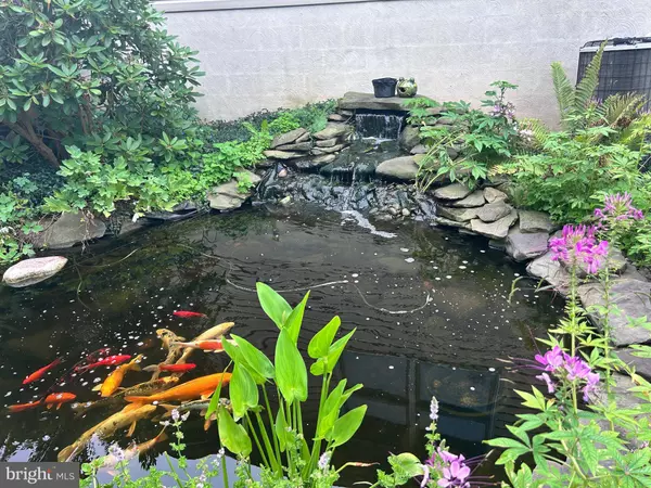 401 E ROSEBUD RD, Myerstown, PA 17067