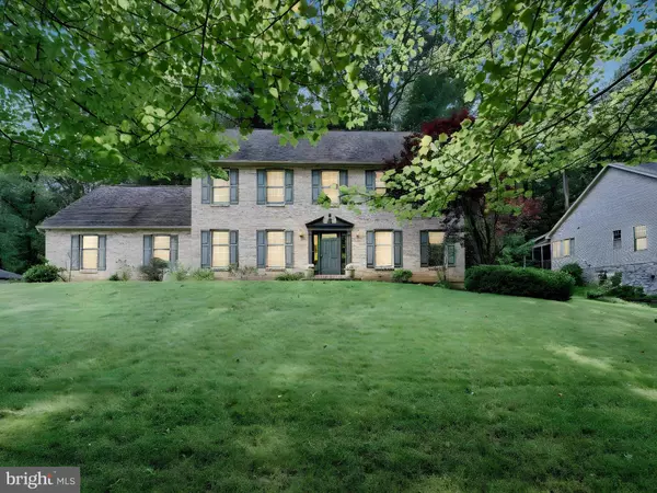 526 WOODLAND CIR, Lebanon, PA 17042