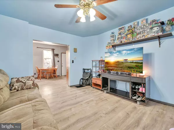 537 E WEIDMAN ST, Lebanon, PA 17046