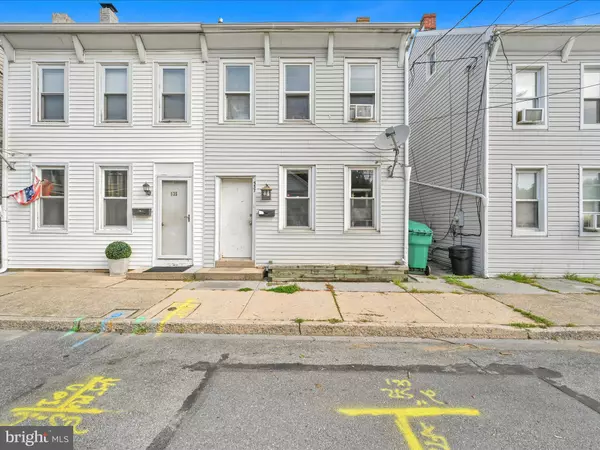 537 E WEIDMAN ST, Lebanon, PA 17046