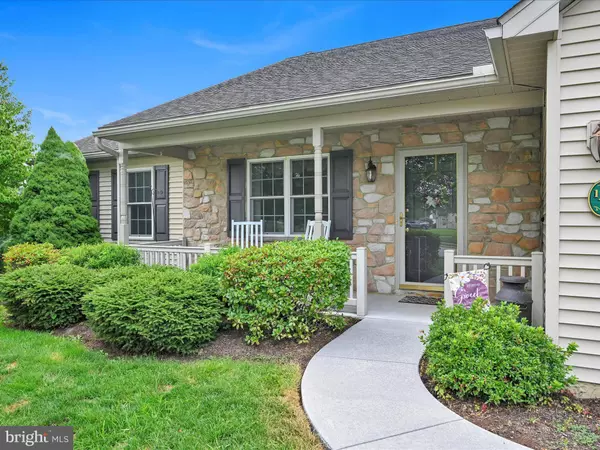 141 ARBOR DR, Myerstown, PA 17067