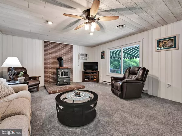 3460 W OAK ST, Lebanon, PA 17042