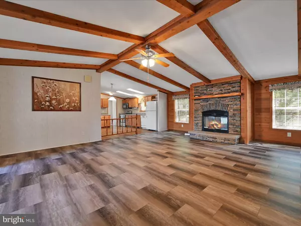 251 JILL CT, New Ringgold, PA 17960