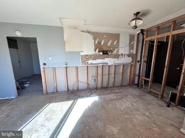 306 YEAGLEY RD, Myerstown, PA 17067