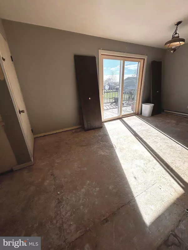 306 YEAGLEY RD, Myerstown, PA 17067