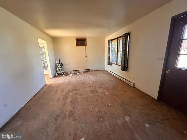 306 YEAGLEY RD, Myerstown, PA 17067