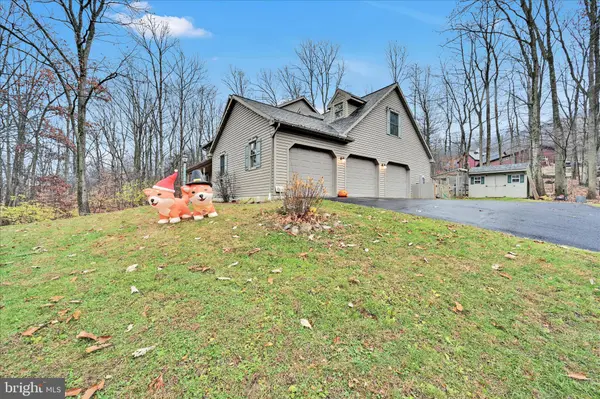 6 WHITETAIL DR, Robesonia, PA 19551