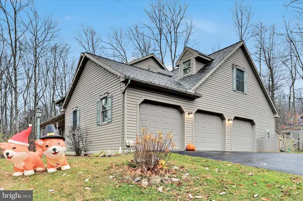 6 WHITETAIL DR, Robesonia, PA 19551