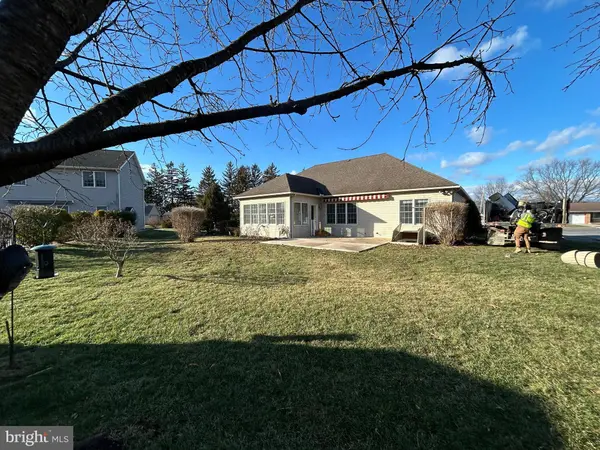 800 VICTORIA LN, Palmyra, PA 17078