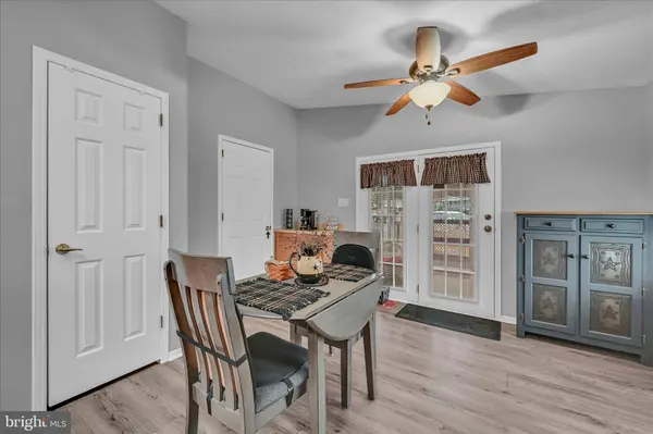 583 W CEDAR ST, Palmyra, PA 17078