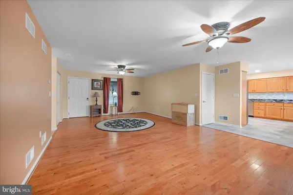 150 SWEETWATER LN, Newmanstown, PA 17073