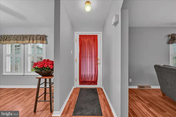 583 W CEDAR ST, Palmyra, PA 17078