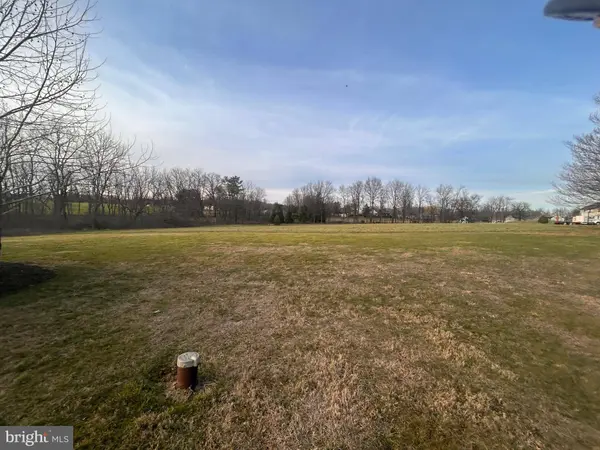 375 SNOW DR, Lebanon, PA 17046