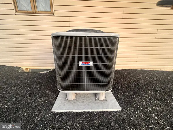 375 SNOW DR, Lebanon, PA 17046