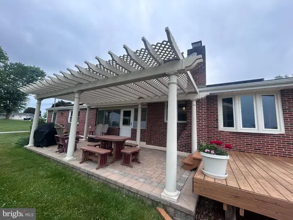 51 RACEHORSE DR, Jonestown, PA 17038