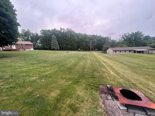 51 RACEHORSE DR, Jonestown, PA 17038