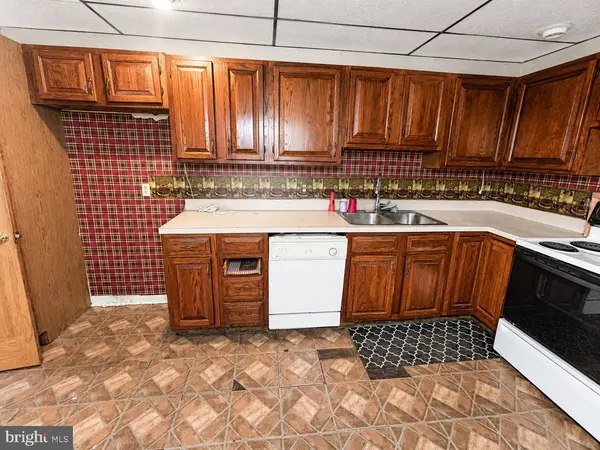 20 S 6TH AVE, Lebanon, PA 17042