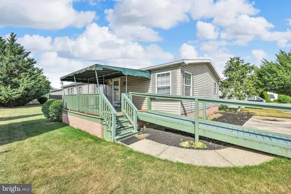 379 W SPRUCE ST, Palmyra, PA 17078
