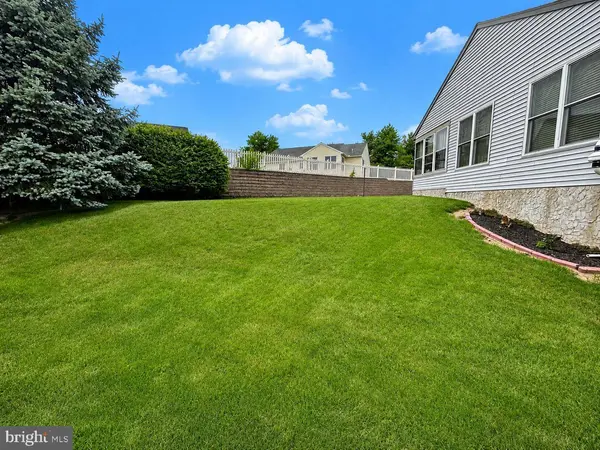 68 SPRINGHOUSE DRIVE, Myerstown, PA 17067