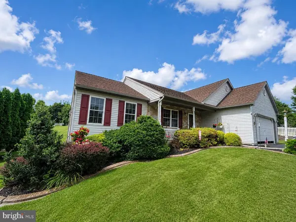68 SPRINGHOUSE DRIVE, Myerstown, PA 17067