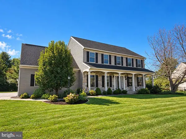 502 STONEBRIDGE DR, Lebanon, PA 17042