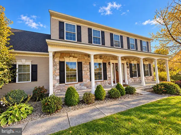 502 STONEBRIDGE DR, Lebanon, PA 17042