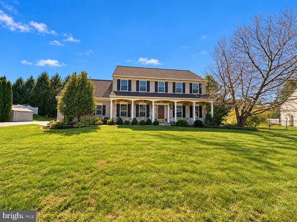 502 STONEBRIDGE DR, Lebanon, PA 17042