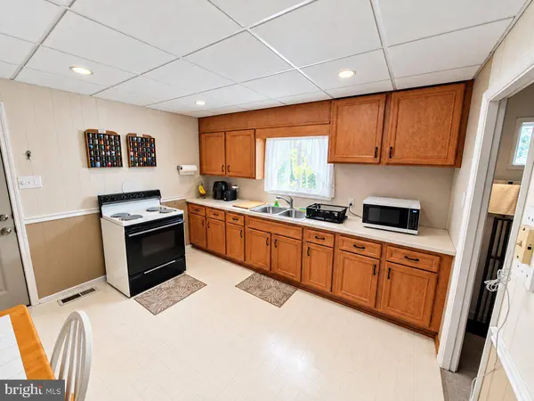 2123 WALNUT ST, Lebanon, PA 17042