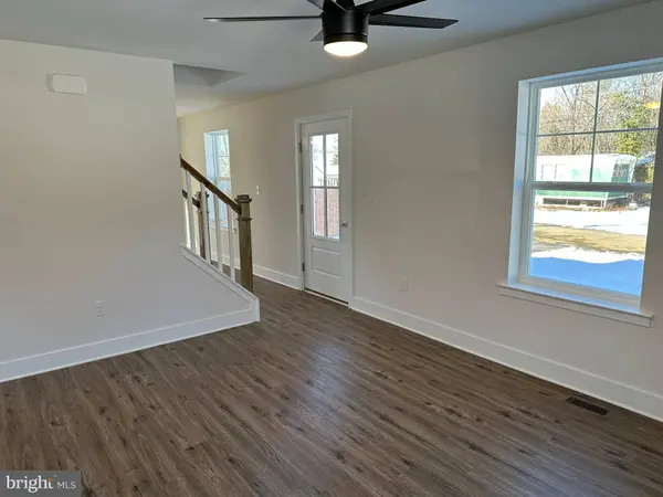 4 MORTON LN, Mantua, NJ 08051