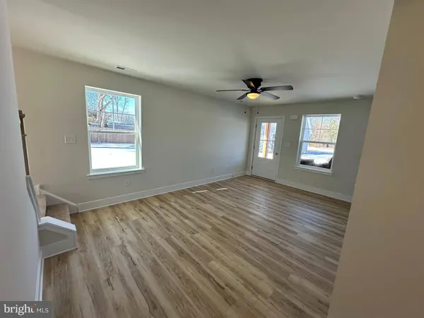 2 MORTON LN, Mantua, NJ 08051