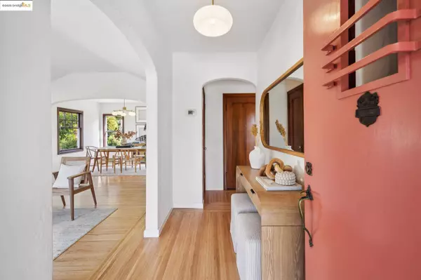 1262 Portland Ave, Albany, CA 94706