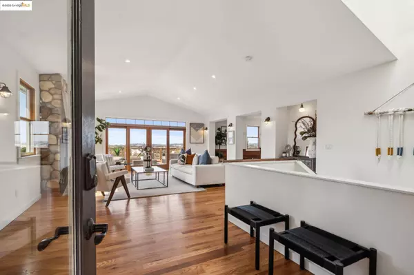 234 Buena Vista Ave, Richmond, CA 94801