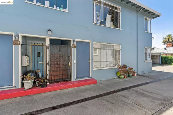 688 Alcatraz Ave, Oakland, CA 94609