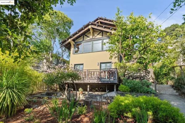 1309 Arch St, Berkeley, CA 94708