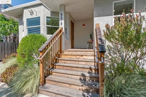 5618 Dover St, Oakland, CA 94609