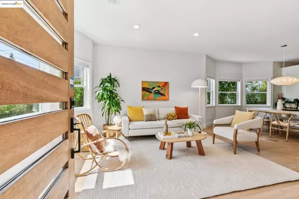 5618 Dover St, Oakland, CA 94609