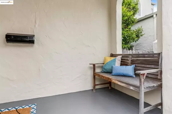 714 Evelyn Ave, Albany, CA 94706