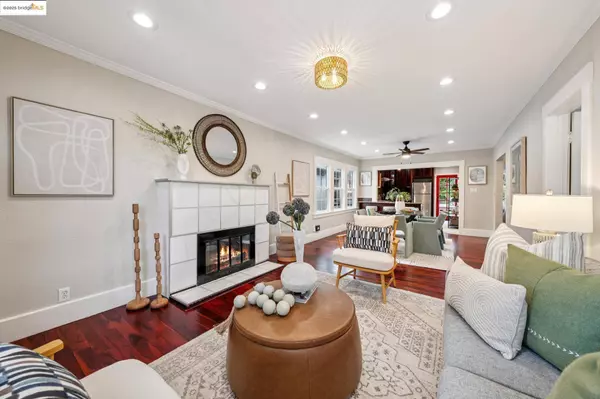 3873 Coolidge Ave, Oakland, CA 94602