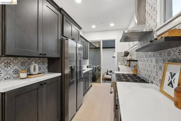 846 Adams St, Albany, CA 94706