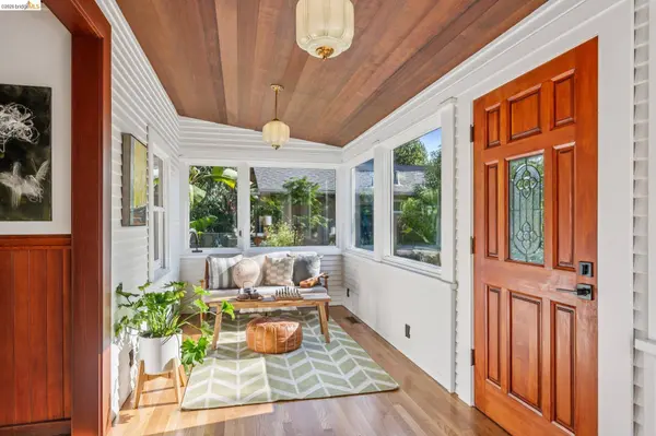 2129 Roosevelt Ave, Berkeley, CA 94703